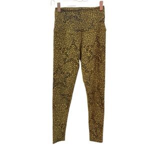 Beyond Yoga Caught in The Midi Leggings jn Bronze Star‎ Leopard Size XS
